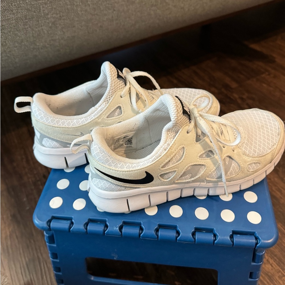 NIKE FREE RUN 2